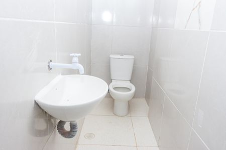 Casa para alugar com 65m², 1 quarto e 1 vagaBanheiro