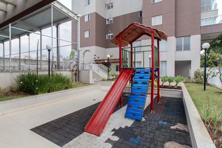 Apartamento à venda com 77m², 3 quartos e 2 vagas Apartamento à venda com 77m², 3 quartos e 2 vagasÁrea comum - Playground