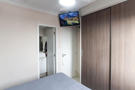 Apartamento à venda com 77m², 3 quartos e 2 vagas Apartamento à venda com 77m², 3 quartos e 2 vagasSuíte