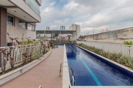 Apartamento à venda com 77m², 3 quartos e 2 vagas Apartamento à venda com 77m², 3 quartos e 2 vagasÁrea comum - Piscina