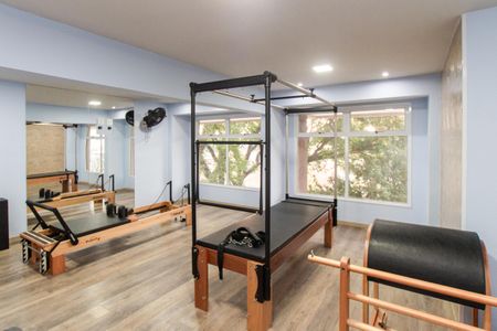 Apartamento à venda com 77m², 3 quartos e 2 vagas Apartamento à venda com 77m², 3 quartos e 2 vagasÁrea comum - Sala de Pilates