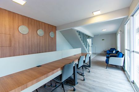 Apartamento à venda com 56m², 2 quartos e 1 vagaÁrea comum