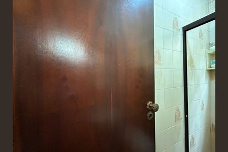 Casa para alugar com 178m², 3 quartos e 2 vagas Casa para alugar com 178m², 3 quartos e 2 vagasBanheiro 1