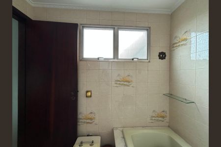 Casa para alugar com 178m², 3 quartos e 2 vagas Casa para alugar com 178m², 3 quartos e 2 vagasBanheiro Suíte