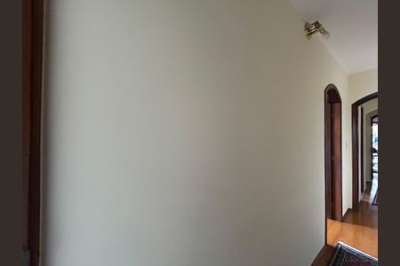 Casa para alugar com 178m², 3 quartos e 2 vagas Casa para alugar com 178m², 3 quartos e 2 vagasCorredor