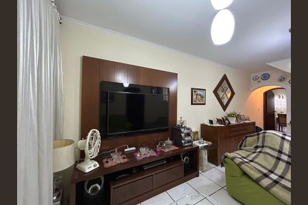 Casa para alugar com 178m², 3 quartos e 2 vagas Casa para alugar com 178m², 3 quartos e 2 vagasSala