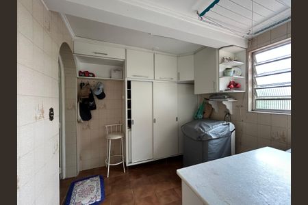 Casa para alugar com 178m², 3 quartos e 2 vagas Casa para alugar com 178m², 3 quartos e 2 vagasÁrea de Serviço