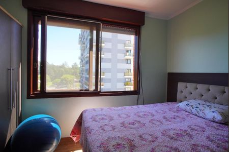 Quarto 1 de apartamento para alugar com 2 quartos, 74m² em Jardim do Salso, Porto Alegre