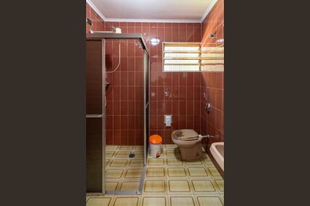 Casa à venda com 255m², 3 quartos e 2 vagasBanheiro da Suíte