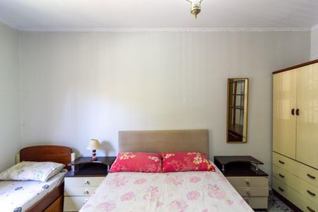 Casa à venda com 255m², 3 quartos e 2 vagasQuarto 2