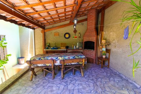 Casa à venda com 255m², 3 quartos e 2 vagasÁrea Gourmet