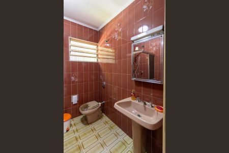 Casa à venda com 255m², 3 quartos e 2 vagasBanheiro da Suíte