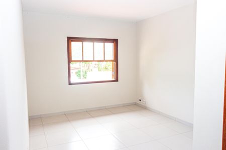 Casa para alugar com 570m², 3 quartos e 10 vagas Casa para alugar com 570m², 3 quartos e 10 vagasSuíte