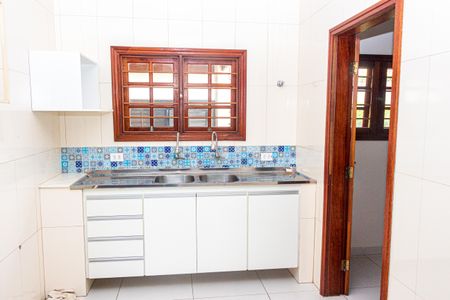 Casa para alugar com 570m², 3 quartos e 10 vagas Casa para alugar com 570m², 3 quartos e 10 vagasCozinha