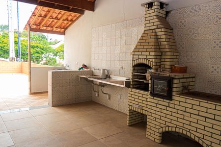 Casa para alugar com 570m², 3 quartos e 10 vagas Casa para alugar com 570m², 3 quartos e 10 vagasÁrea de Serviço