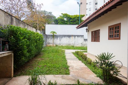 Casa para alugar com 570m², 3 quartos e 10 vagas Casa para alugar com 570m², 3 quartos e 10 vagasÁrea Externa