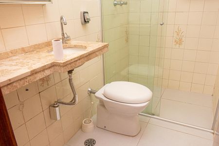 Casa para alugar com 570m², 3 quartos e 10 vagas Casa para alugar com 570m², 3 quartos e 10 vagasBanheiro Social