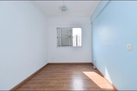Apartamento à venda com 77m², 3 quartos e 2 vagasQuarto 1 