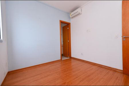 Apartamento à venda com 77m², 3 quartos e 2 vagasSuite