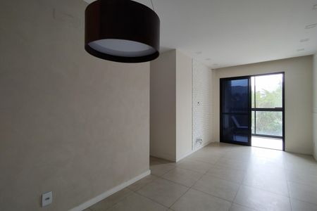Sala de apartamento à venda com 3 quartos, 75m² em Tanque, Rio de Janeiro