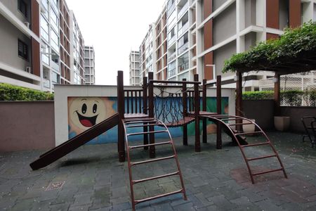 Apartamento à venda com 75m², 3 quartos e 1 vagaÁrea comum - Playground