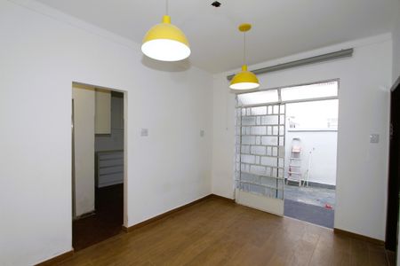 Sala de casa para alugar com 2 quartos, 70m² em Caiçara-adelaide, Belo Horizonte