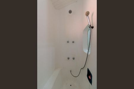 Casa à venda com 240m², 4 quartos e 3 vagas