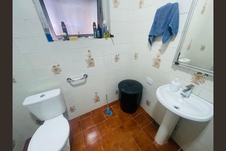 Casa à venda com 158m², 5 quartos e 2 vagas Casa à venda com 158m², 5 quartos e 2 vagasBanheiro 1