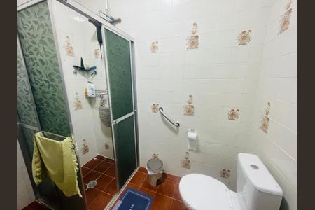 Casa à venda com 158m², 5 quartos e 2 vagas Casa à venda com 158m², 5 quartos e 2 vagasBanheiro 1