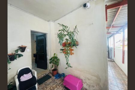 Casa à venda com 158m², 5 quartos e 2 vagas Casa à venda com 158m², 5 quartos e 2 vagasQuintal