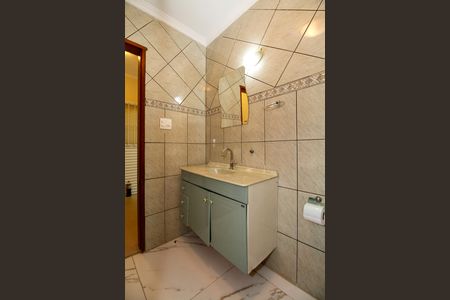 Casa à venda com 280m², 4 quartos e 2 vagas Casa à venda com 280m², 4 quartos e 2 vagasBanheiro Social 1