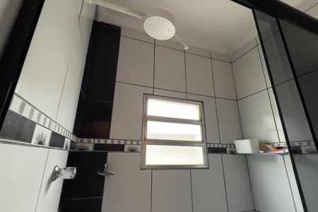 Banheiro da Suíte de casa para alugar com 3 quartos, 215m² em Jardim Santa Maria, Guarulhos