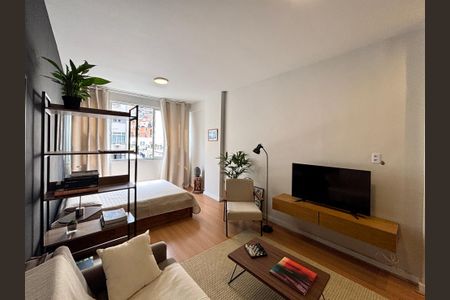 Sala de apartamento à venda com 1 quarto, 35m² em Copacabana, Rio de Janeiro