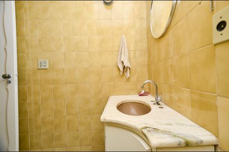 Apartamento para alugar com 240m², 4 quartos e 1 vagaBanheiro Social