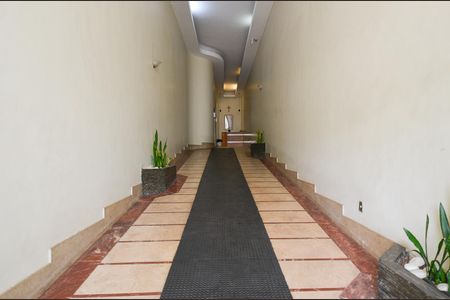 Apartamento para alugar com 240m², 4 quartos e 1 vagaEntrada