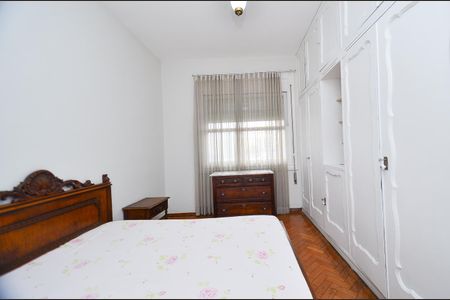 Apartamento para alugar com 240m², 4 quartos e 1 vagaQuarto 1