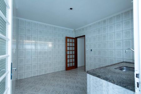 Casa para alugar com 85m², 2 quartos e 2 vagas Casa para alugar com 85m², 2 quartos e 2 vagasCozinha