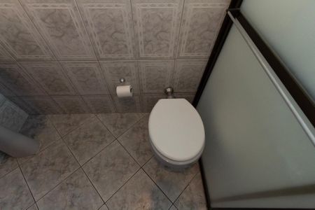 Casa para alugar com 85m², 2 quartos e 2 vagas Casa para alugar com 85m², 2 quartos e 2 vagasBanheiro