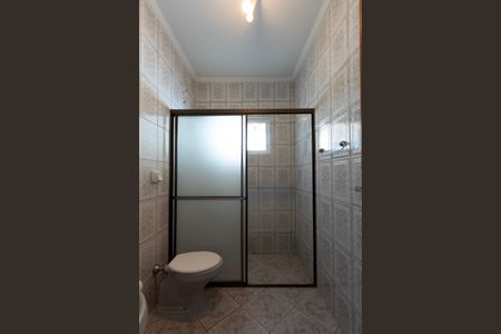 Casa para alugar com 85m², 2 quartos e 2 vagas Casa para alugar com 85m², 2 quartos e 2 vagasBanheiro