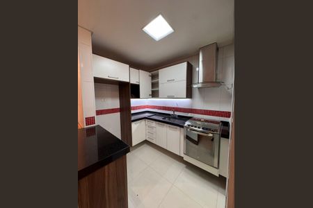 Apartamento à venda com 70m², 2 quartos e 1 vaga Apartamento à venda com 70m², 2 quartos e 1 vagaMotion
