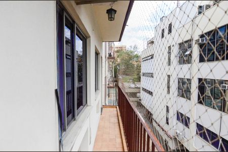 Sala de apartamento para alugar com 2 quartos, 63m² em Vila Isabel, Rio de Janeiro