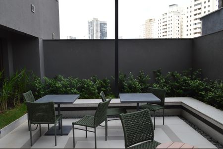Apartamento à venda com 27m², 1 quarto e sem vagaÁrea externa