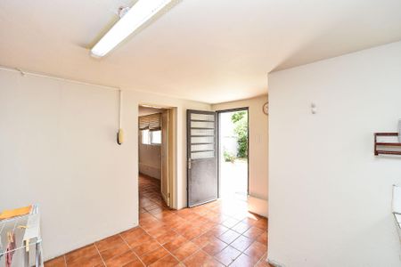 Casa à venda com 300m², 3 quartos e 2 vagasÁrea de Serviço