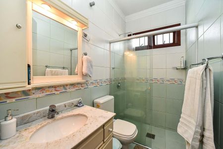 Casa à venda com 300m², 3 quartos e 2 vagasBanheiro da Suíte 1