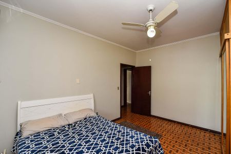 Casa à venda com 300m², 3 quartos e 2 vagasSuíte 1