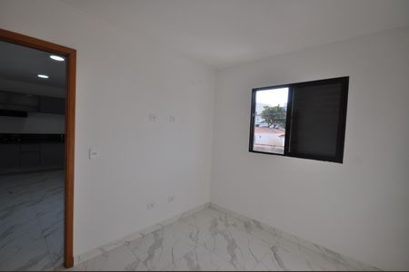 Quarto 1 de apartamento para alugar com 2 quartos, 55m² em Vila Nivi, São Paulo
