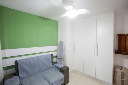 Apartamento à venda com 120m², 4 quartos e 2 vagasQuarto Suíte 1