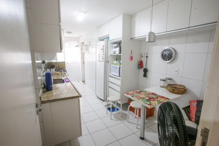 Apartamento à venda com 120m², 4 quartos e 2 vagasCozinha