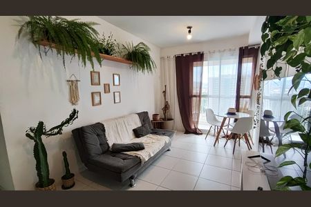 Sala  de apartamento à venda com 2 quartos, 62m² em Curicica, Rio de Janeiro