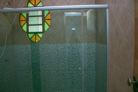 Casa à venda com 400m², 4 quartos e 10 vagas Casa à venda com 400m², 4 quartos e 10 vagasBanheiro 2